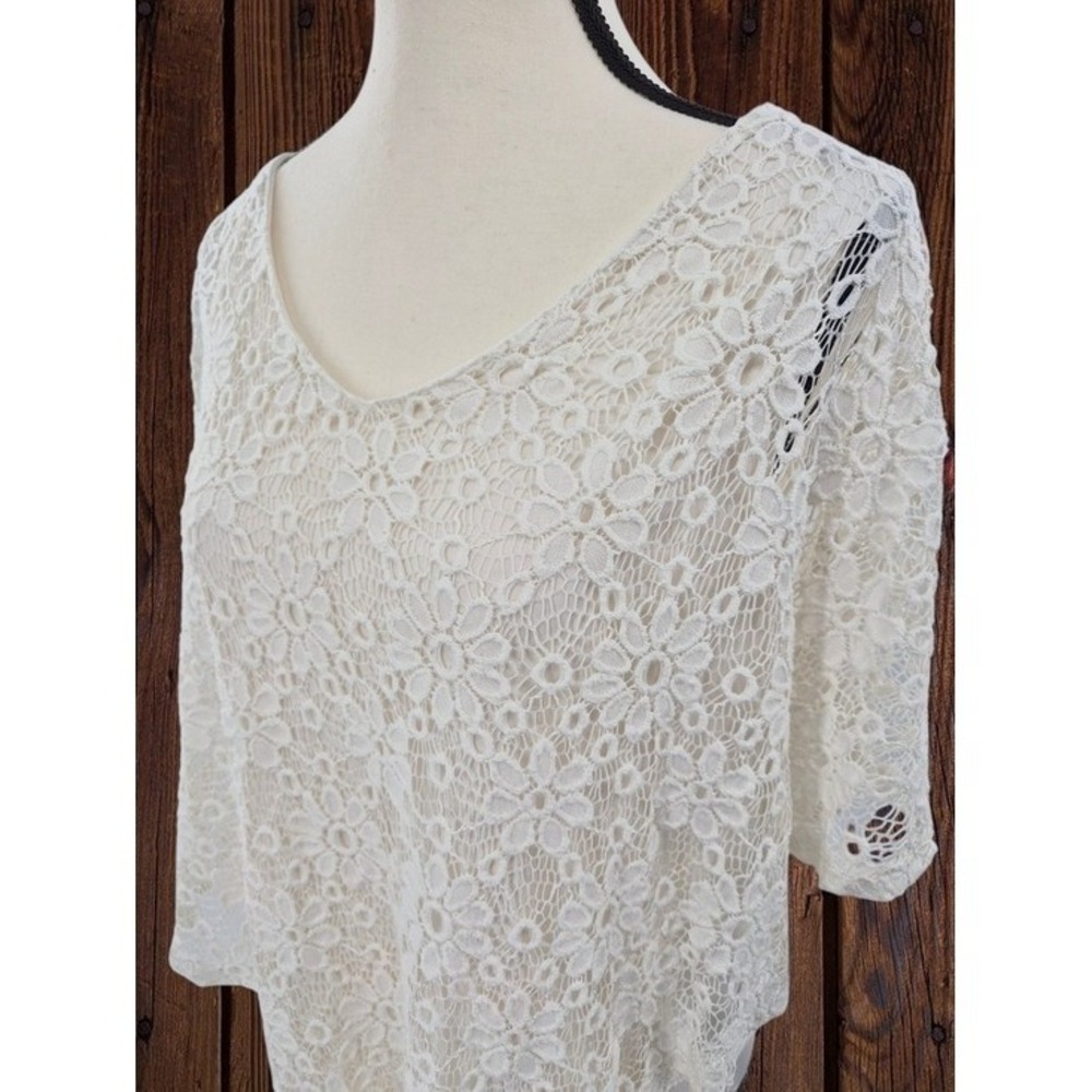 Womens Ivory Floral Lace Overlay Lined Poncho Blouse L Dolman Sleeve Cottagecore - Picture 2 of 11